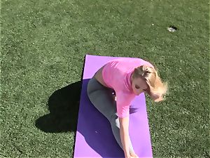 AJ Applegate outdoor yoga pound